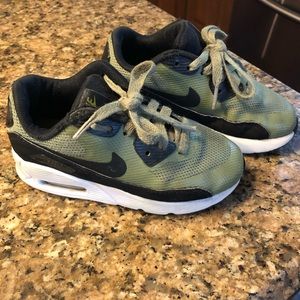 Nike Air Max 90